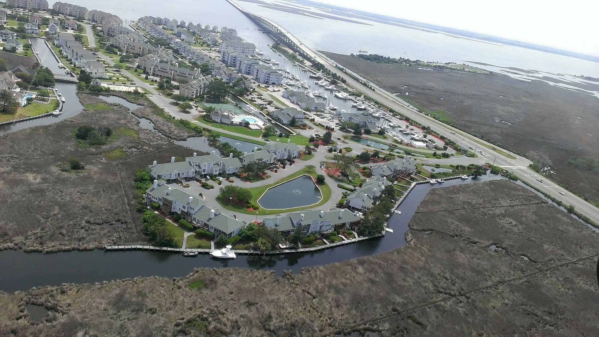 Pirate'S Cove Resort Condos マンテオ エクステリア 写真